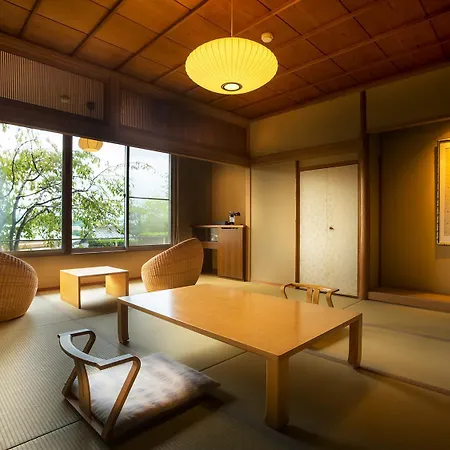 ホテル 琴平花壇 琴平町 部屋 写真